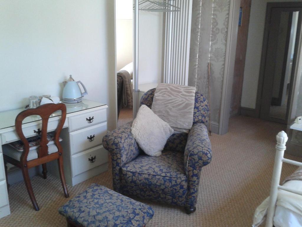 Cornerstones Guest House Sale Camera foto